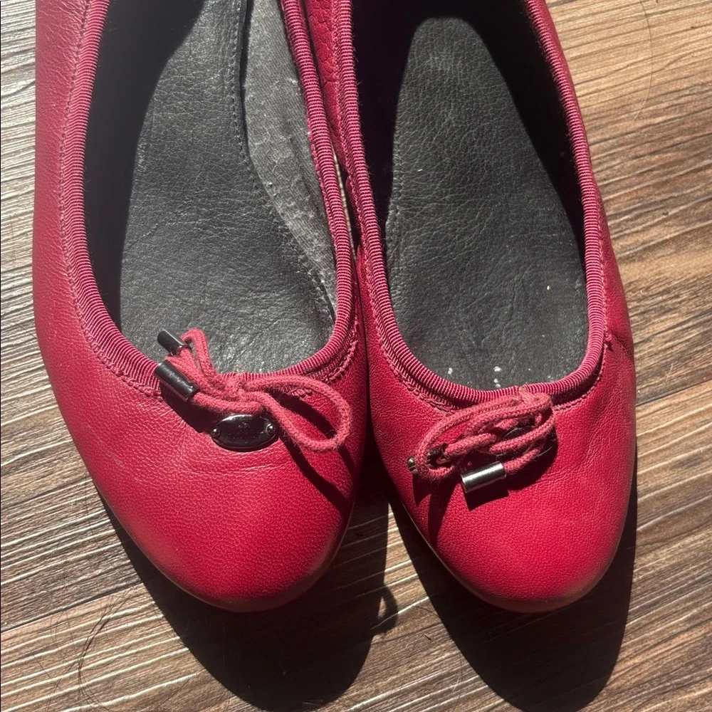 Coach Lara Flats | Red Leather | Size 8 - Picture 6 of 7